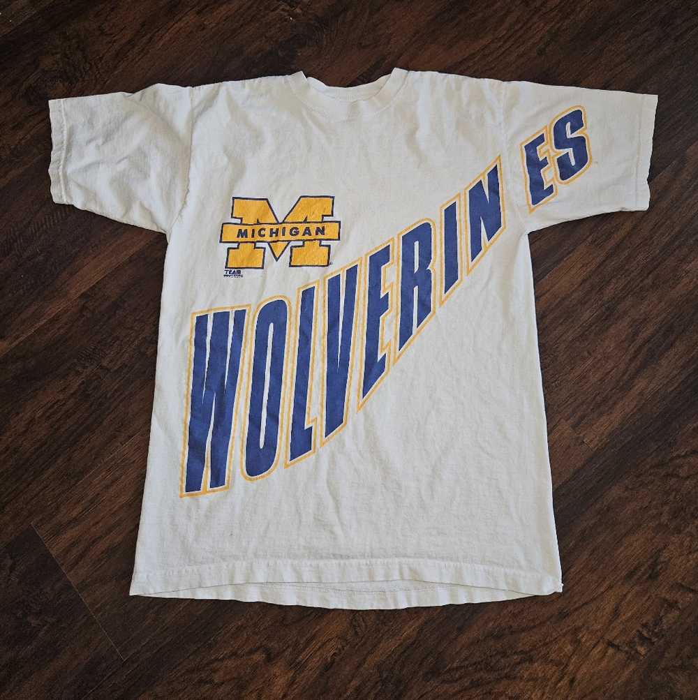 Vintage Michigan Wolverines Team Addition Apparel t-shirt
